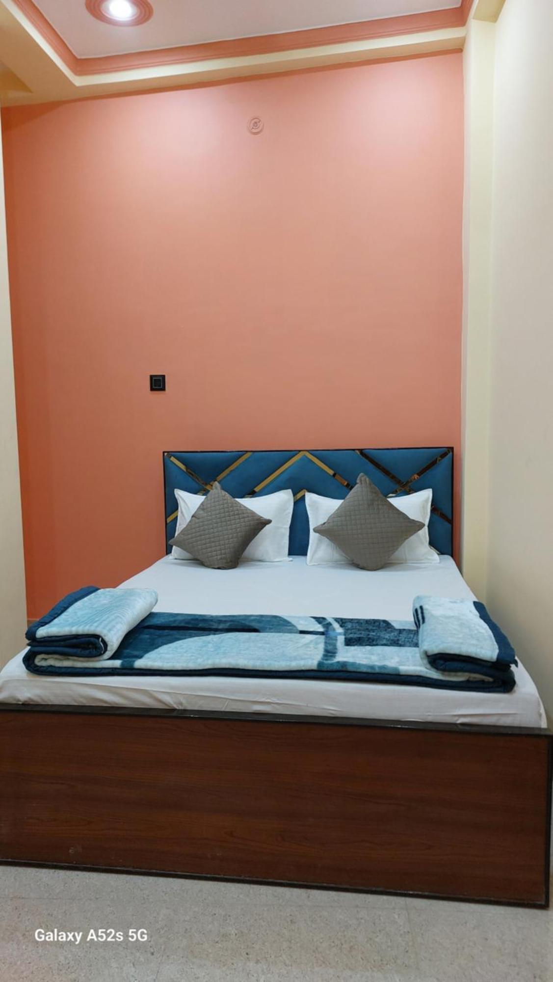 Narayani Paying Guest House Váránasí Exteriér fotografie