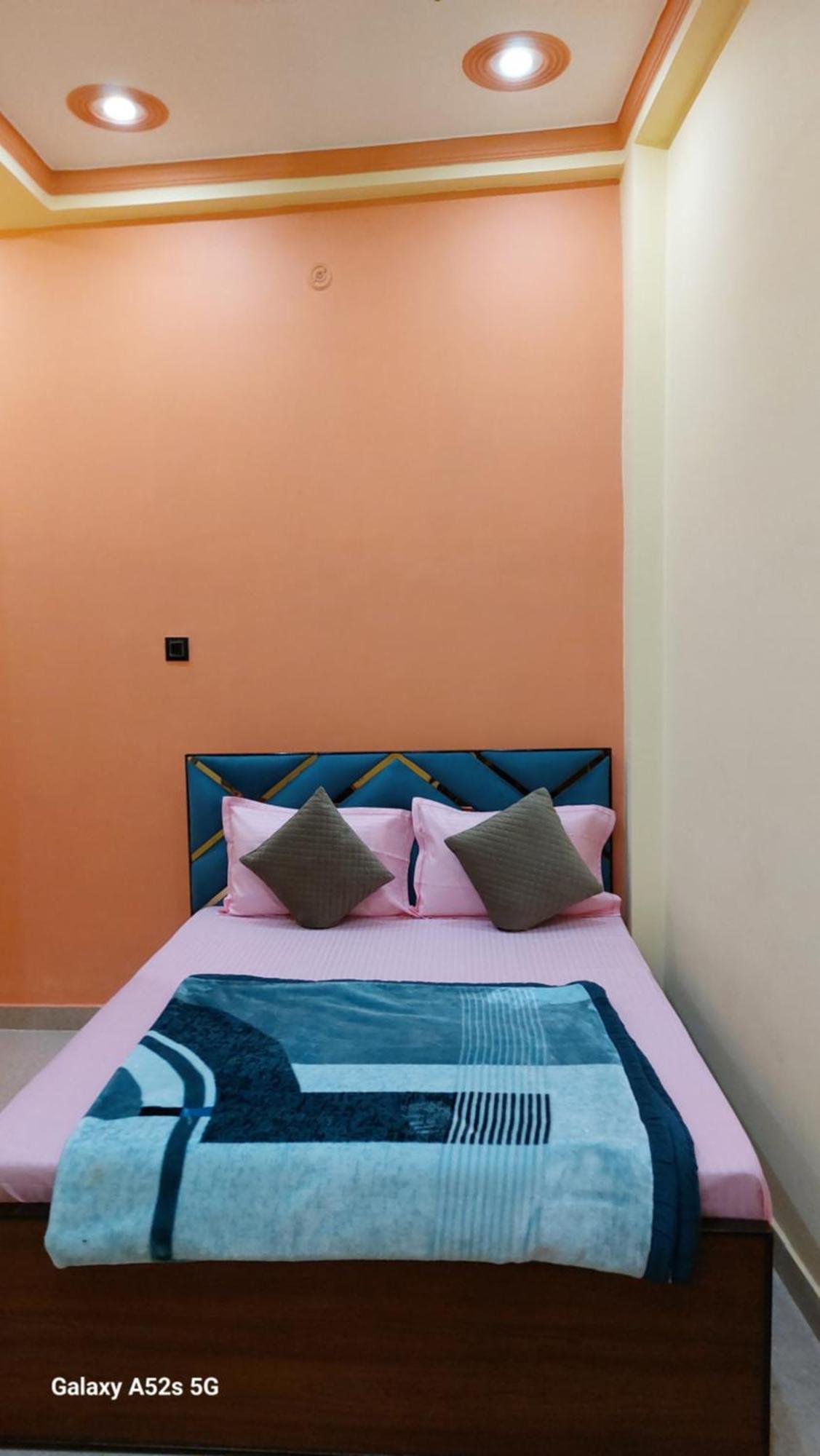 Narayani Paying Guest House Váránasí Exteriér fotografie